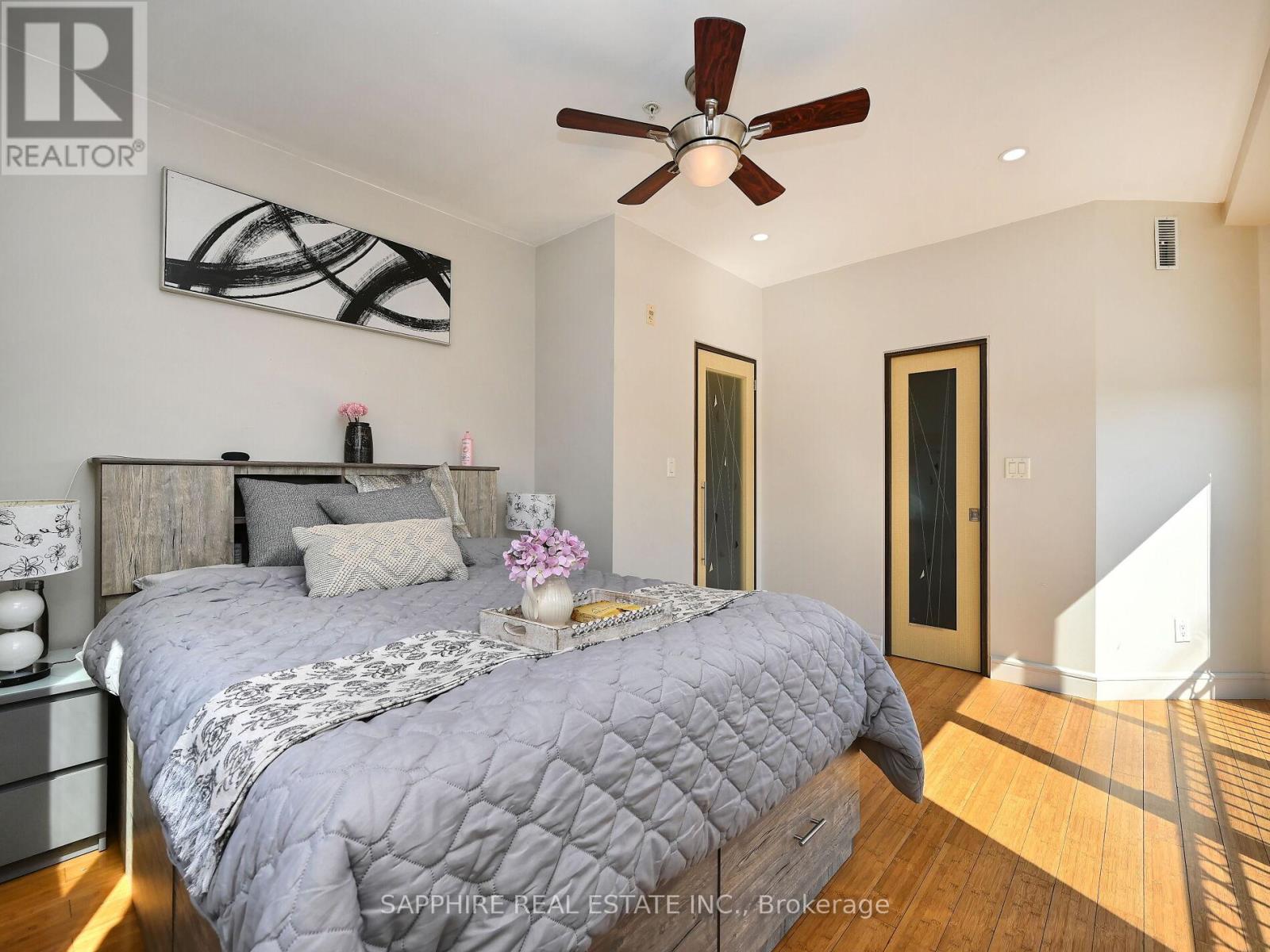 302 - 459 Kerr Street, Oakville, Ontario  L6K 3C2 - Photo 28 - W12572408