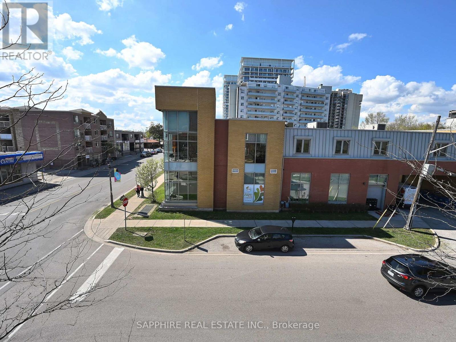 302 - 459 Kerr Street, Oakville, Ontario  L6K 3C2 - Photo 40 - W12572408