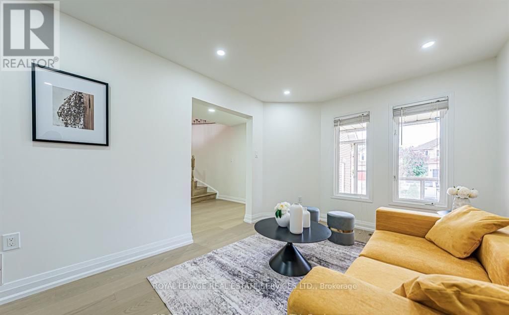 4797 Rosebush Road, Mississauga, Ontario  L5M 5N2 - Photo 5 - W12572424