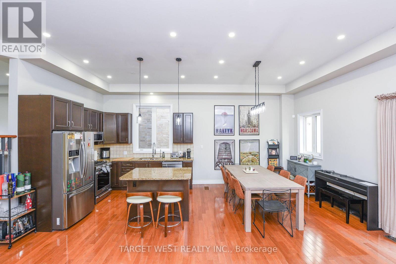 87 Park Street W, Mississauga, Ontario  L5H 1L2 - Photo 39 - W12572464