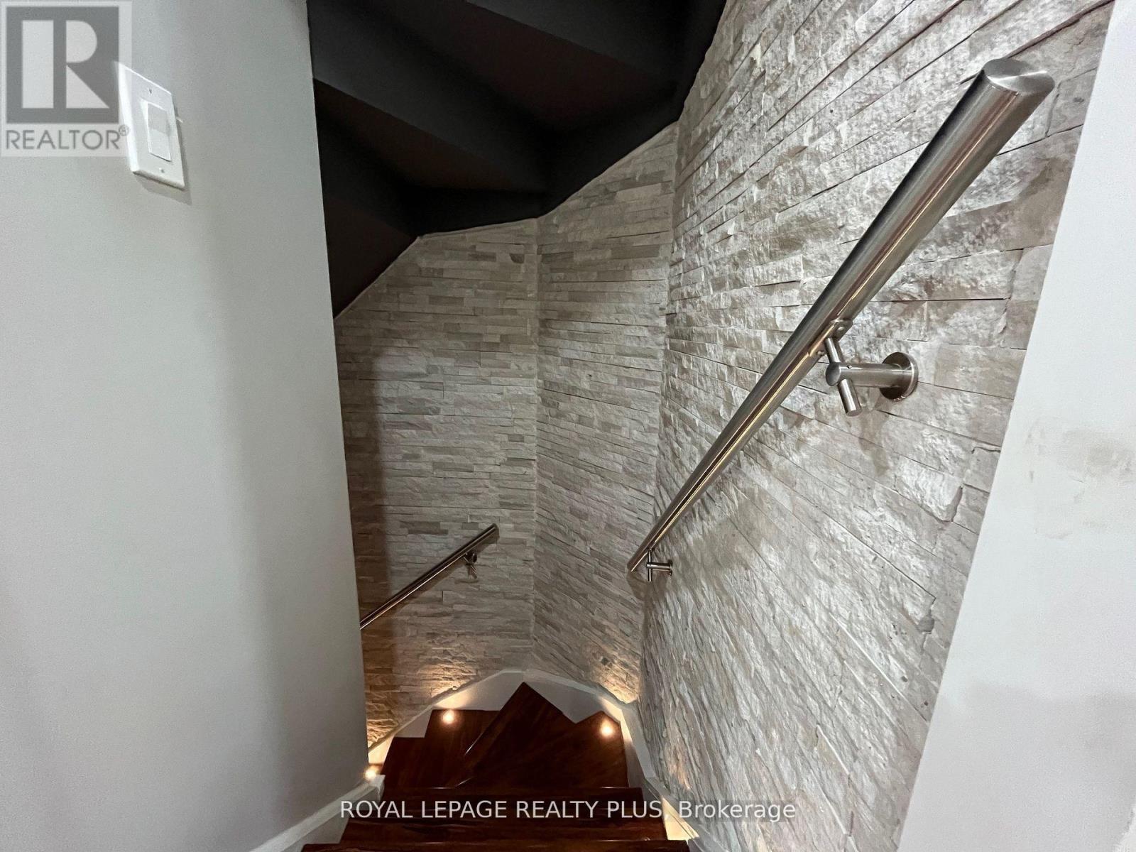 26 - 2555 Thomas Street, Mississauga, Ontario  L5M 5P6 - Photo 13 - W12572482