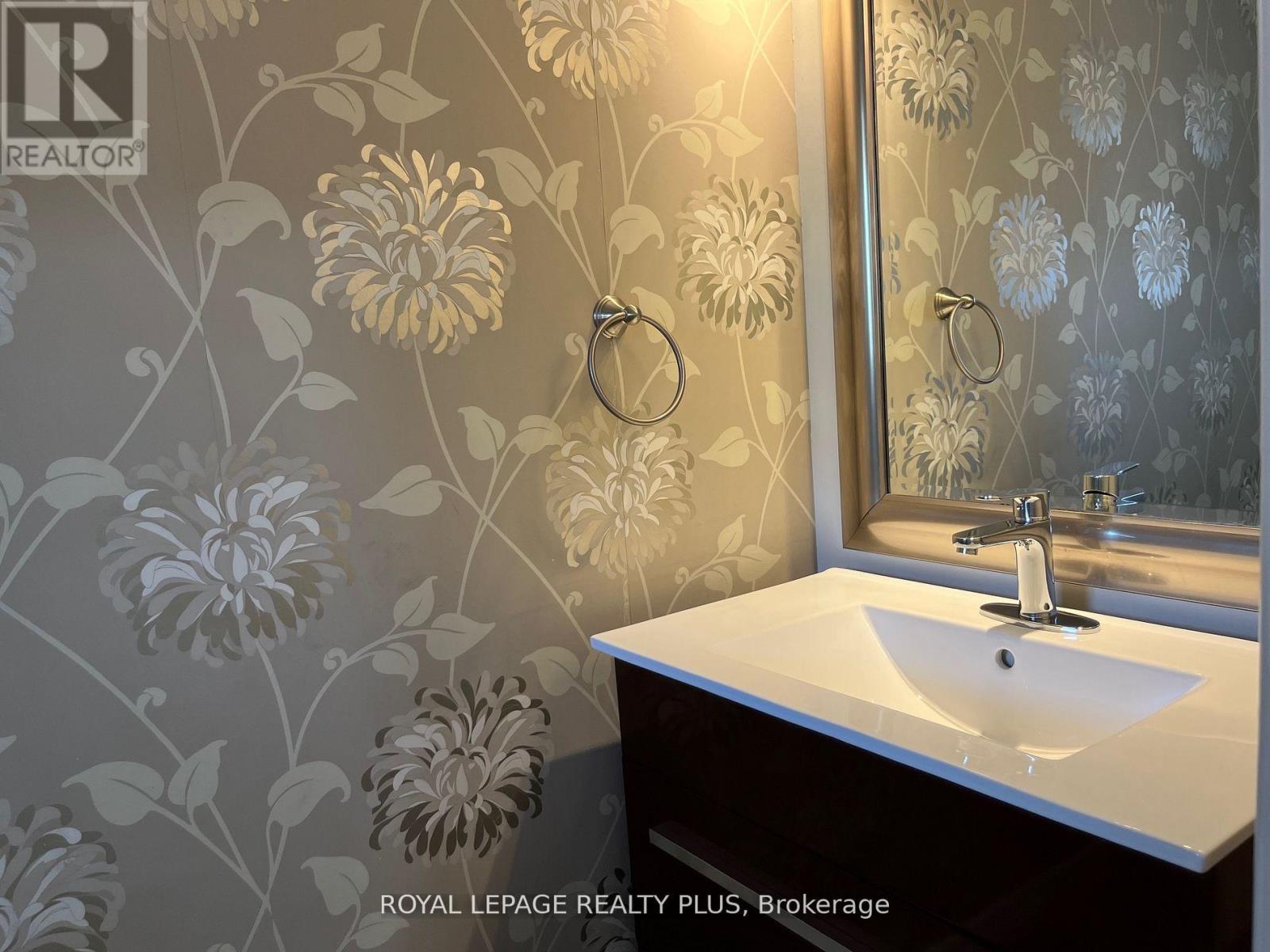 26 - 2555 Thomas Street, Mississauga, Ontario  L5M 5P6 - Photo 7 - W12572482