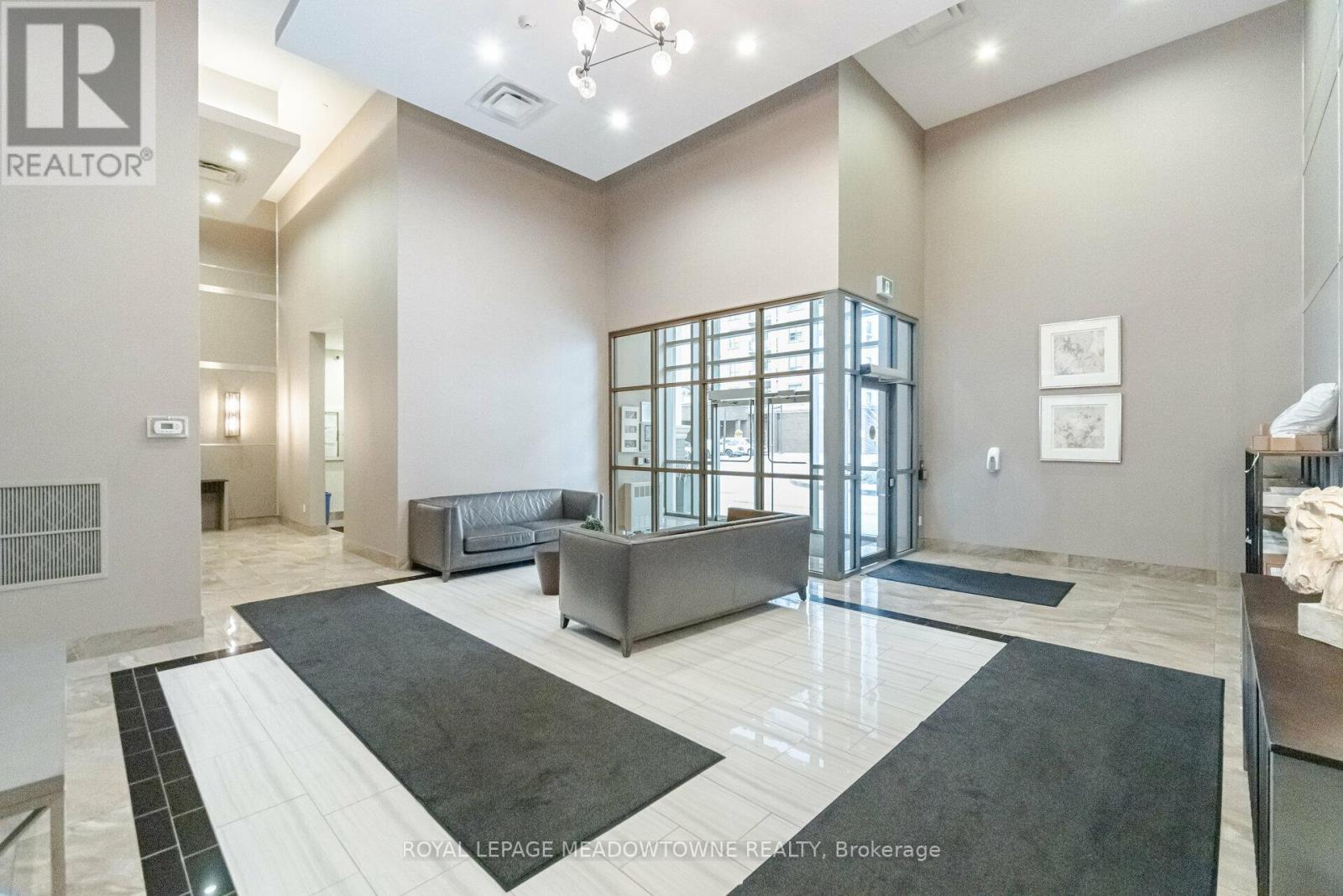 406 - 2490 Old Bronte Road E, Oakville, Ontario  L6M 0Y5 - Photo 3 - W12572498