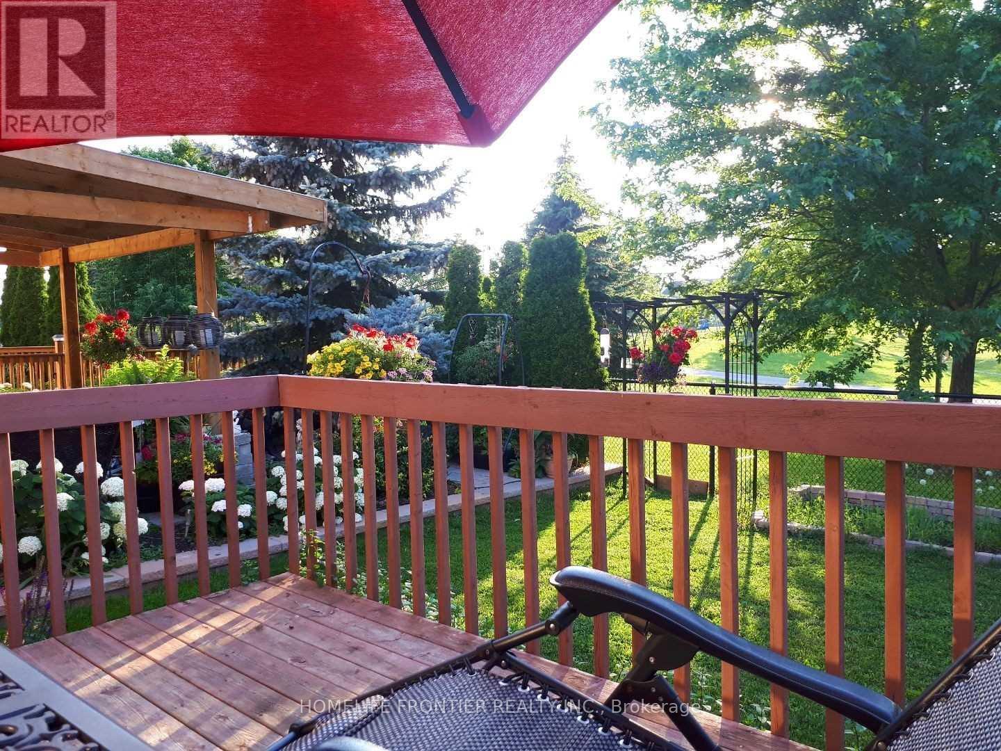 934 Cardington Street, Mississauga, Ontario  L5V 1Z8 - Photo 21 - W12572502