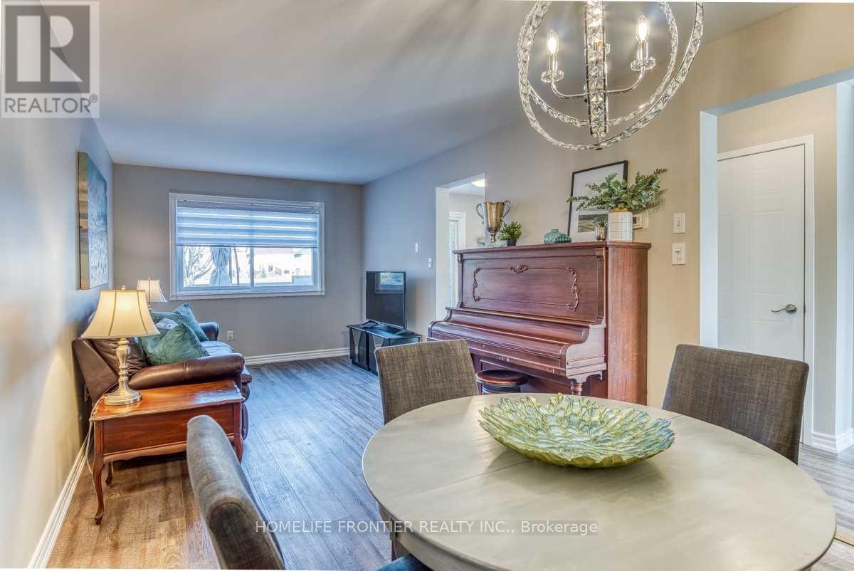 934 Cardington Street, Mississauga, Ontario  L5V 1Z8 - Photo 8 - W12572502