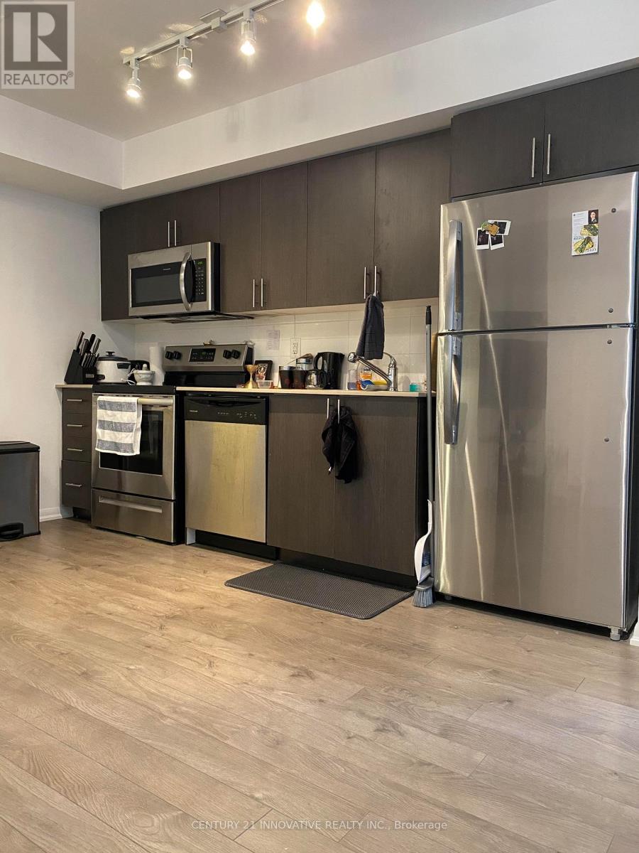 309 - 3091 Dufferin Street, Toronto, Ontario  M6A 0C4 - Photo 3 - W12572550