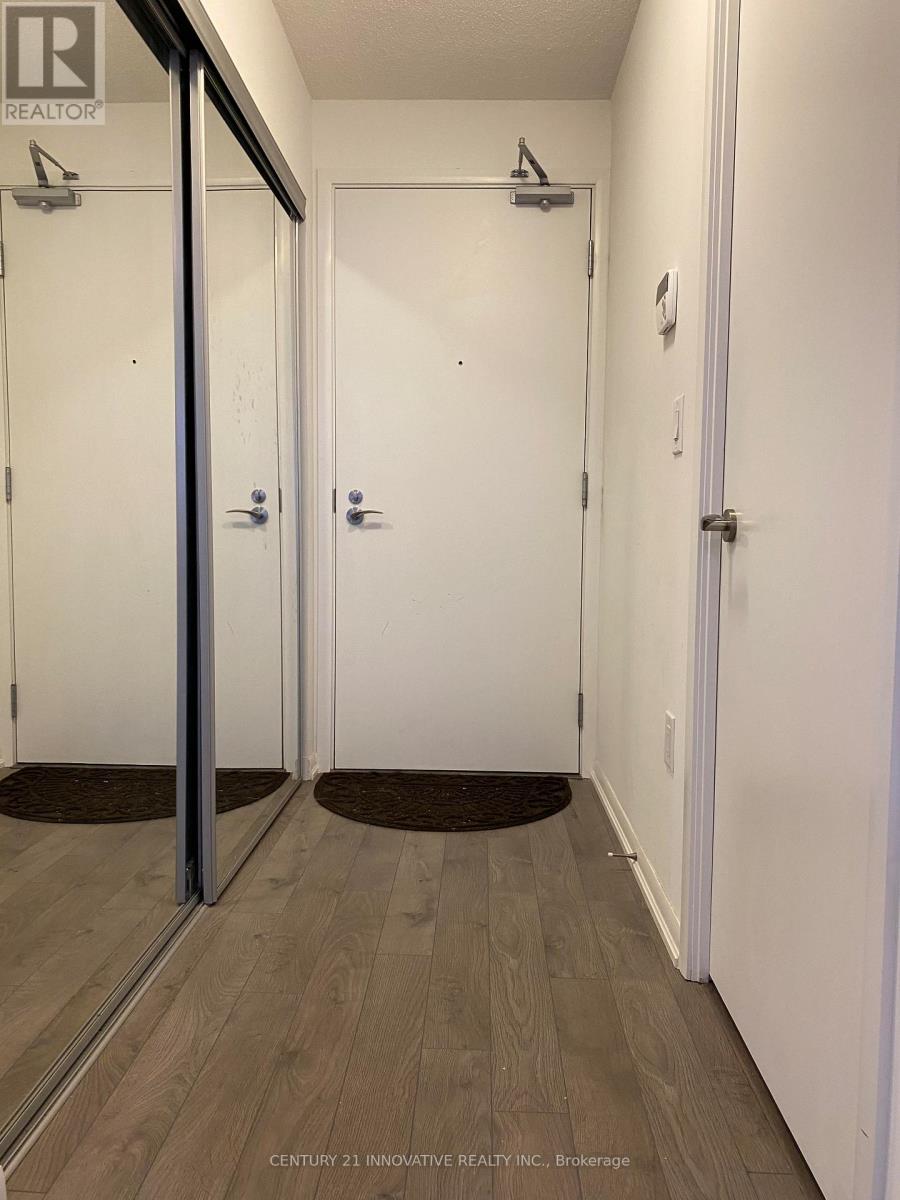 309 - 3091 Dufferin Street, Toronto, Ontario  M6A 0C4 - Photo 5 - W12572550