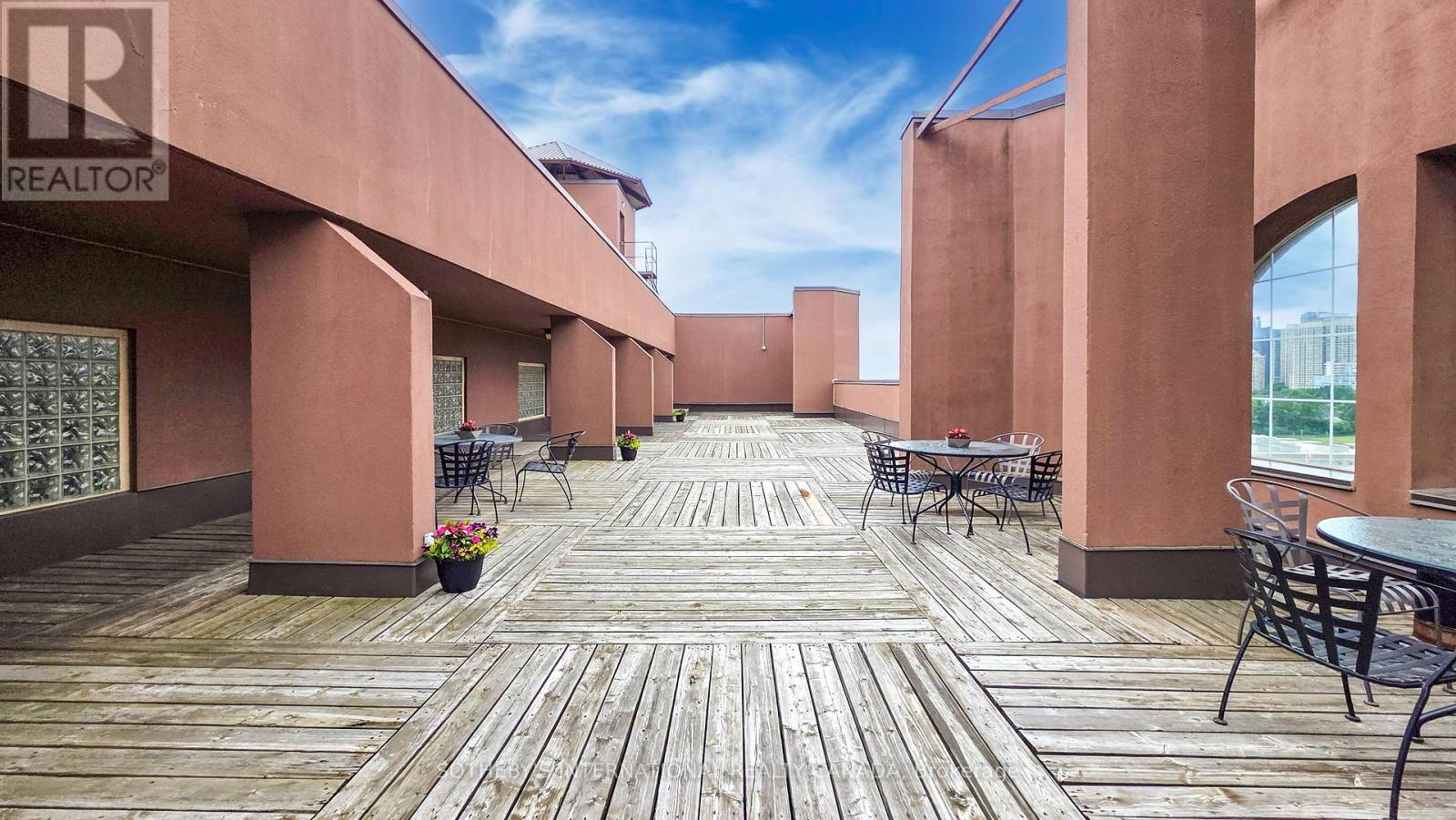 406 - 25 Fairview Road W, Mississauga, Ontario  L5B 3Y8 - Photo 17 - W12572588