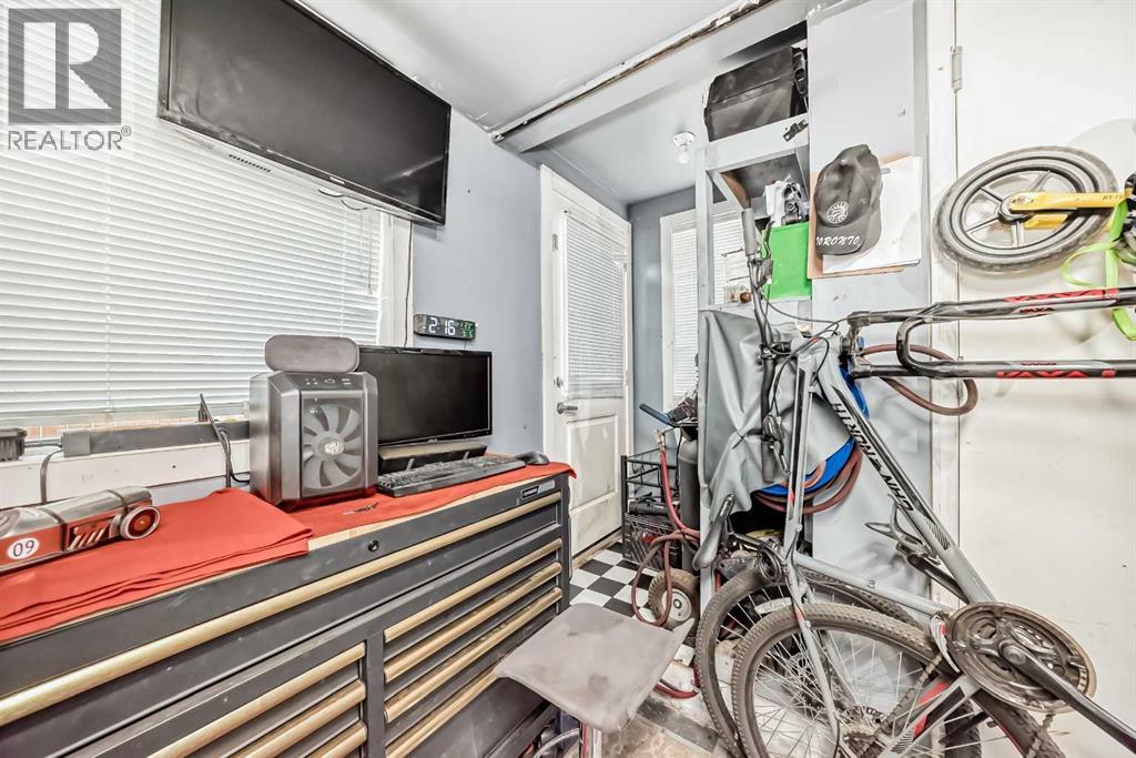 63 Legacy Path Se, Calgary, Alberta  T2X 4H9 - Photo 33 - A2255203