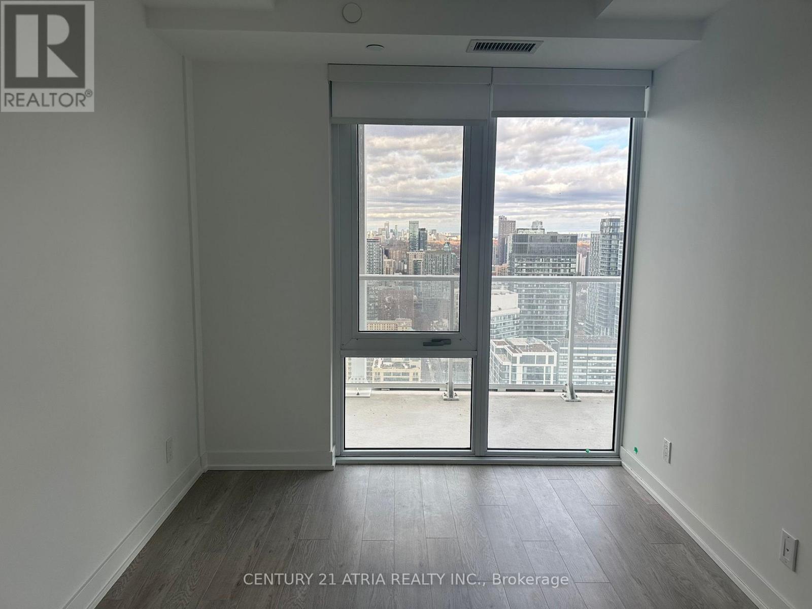 5501 - 88 Queen Street, Toronto, Ontario  M5C 0B6 - Photo 17 - C12524872