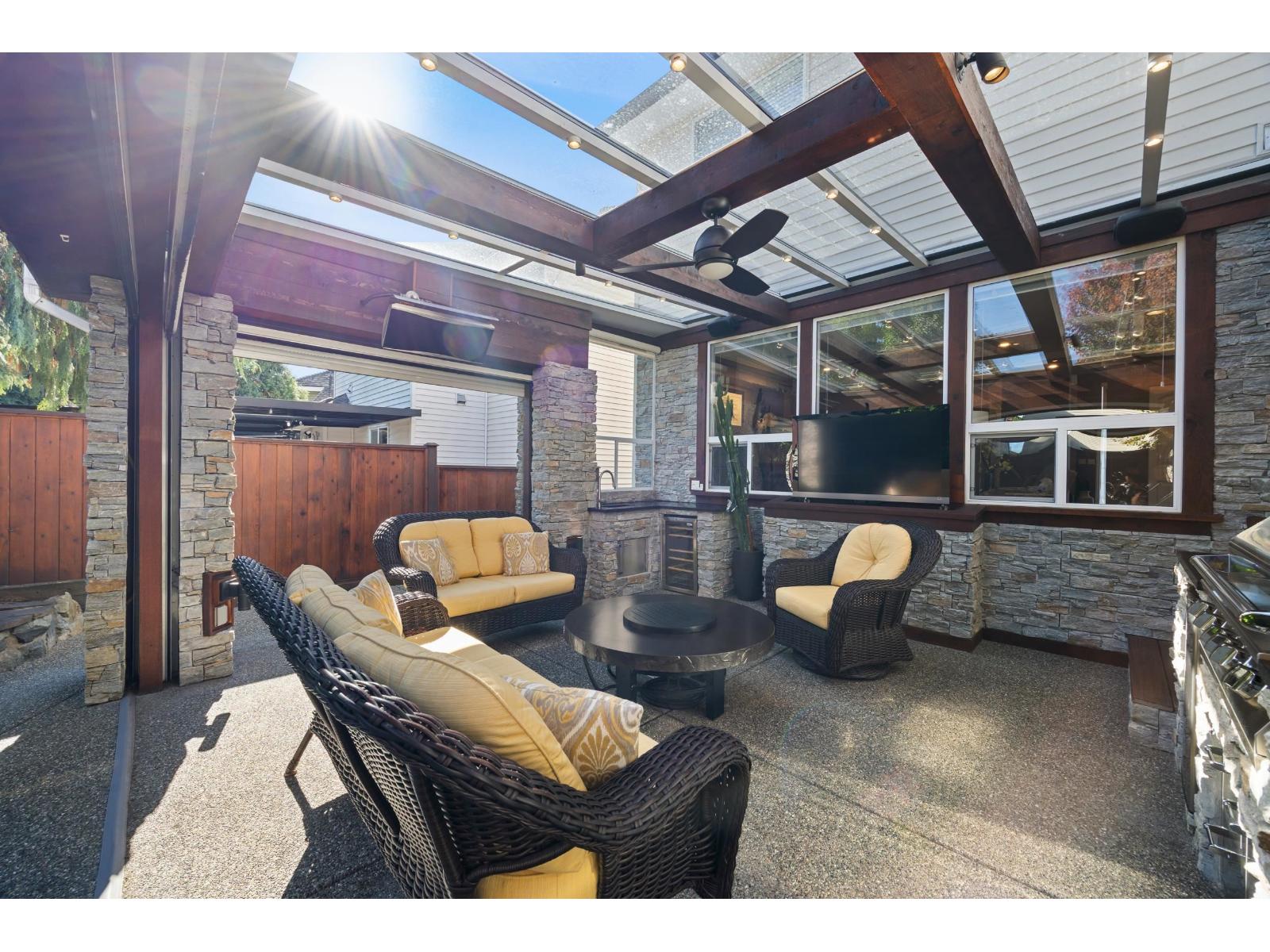 16478 59a Avenue, Surrey, British Columbia  V3S 6M6 - Photo 23 - R3069606