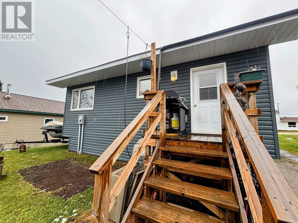 3 Howe St, Marathon, Ontario  P0T 2E0 - Photo 32 - TB253470