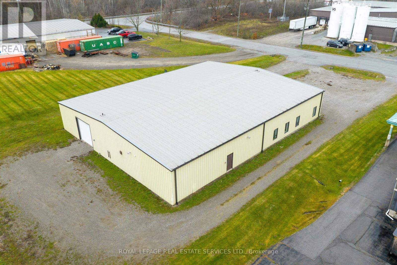 625 Industrial Drive, Fort Erie (Black Creek), Ontario  L2A 5M4 - Photo 7 - X12572396