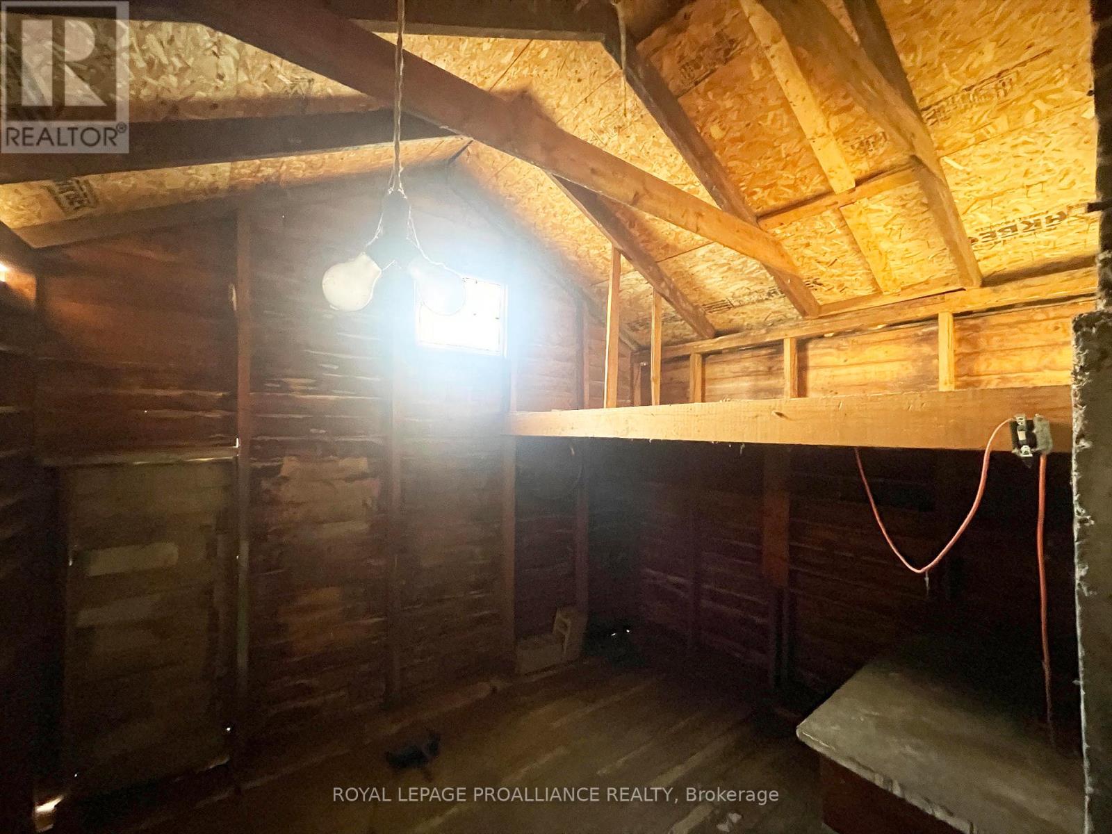 633 Rogers Street, Peterborough, Ontario  K9H 1X9 - Photo 15 - X12572474