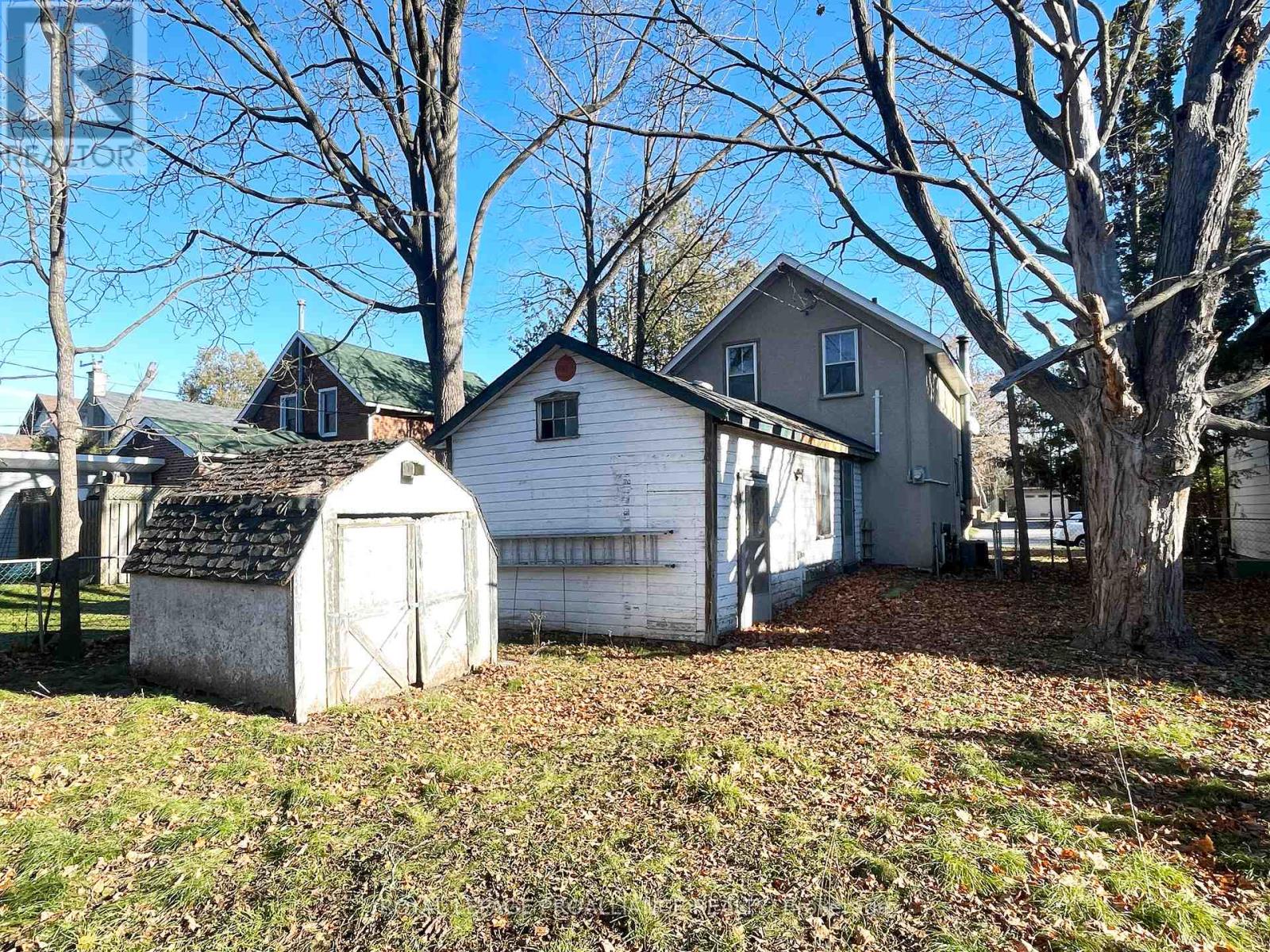 633 Rogers Street, Peterborough, Ontario  K9H 1X9 - Photo 5 - X12572474