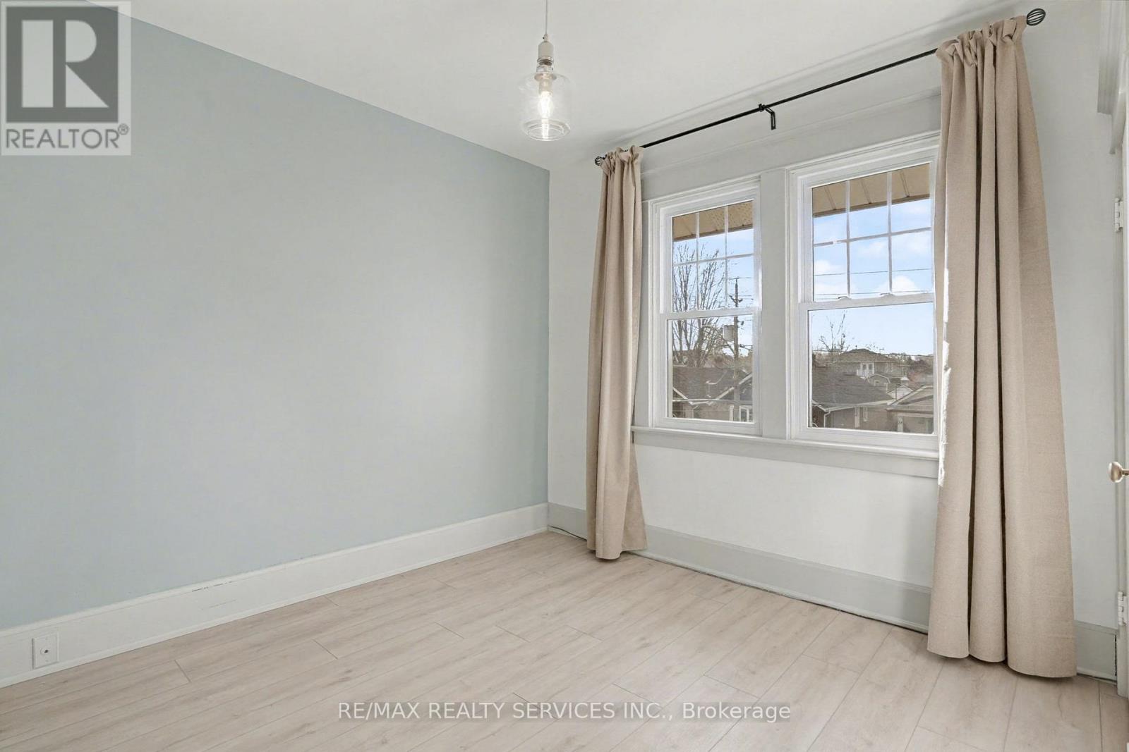 39 Fielden Avenue, Port Colborne, Ontario  L3K 4S8 - Photo 6 - X12572488