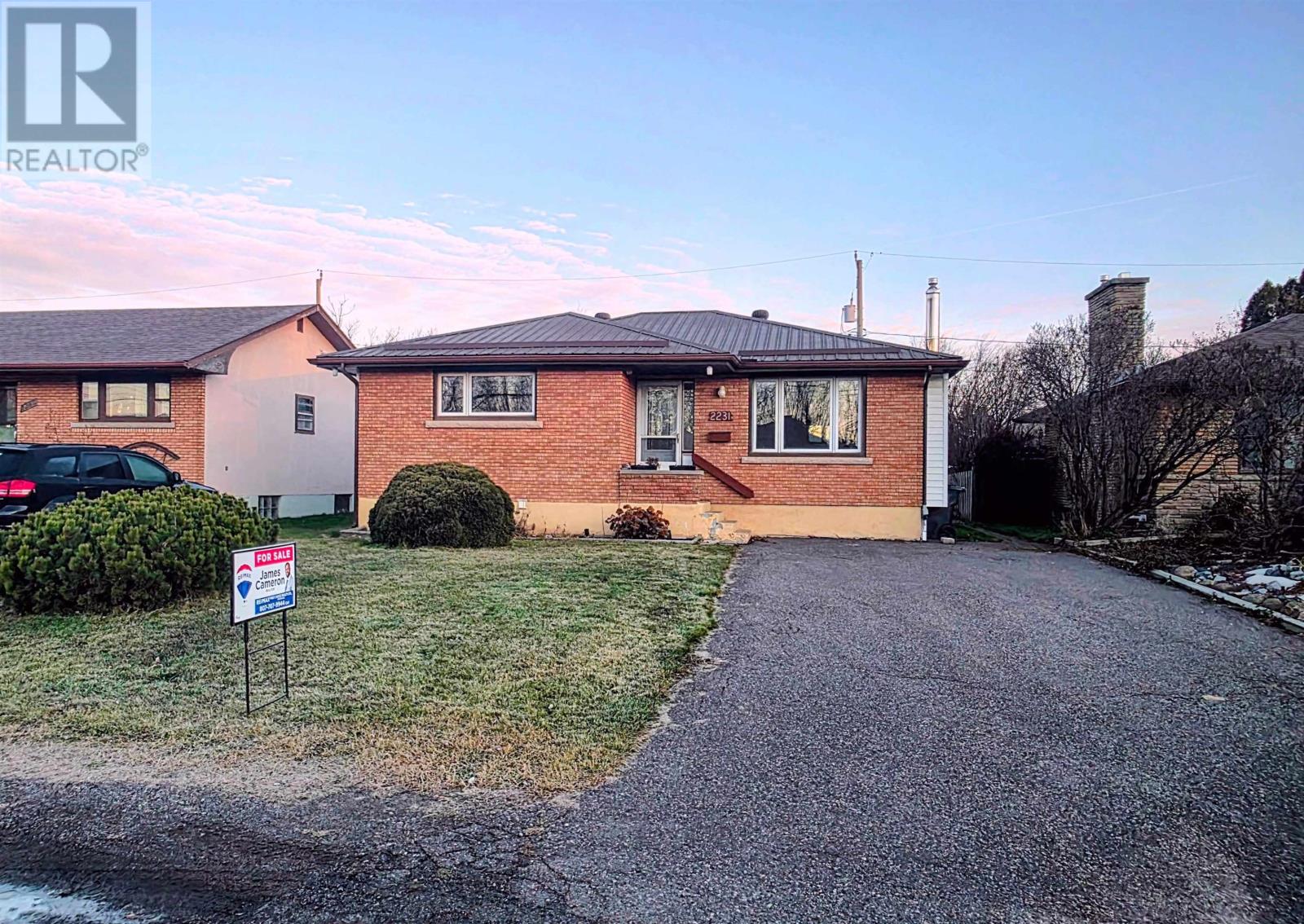 2231 Donald St E, Thunder Bay, Ontario  P7E 5X2 - Photo 2 - TB253532