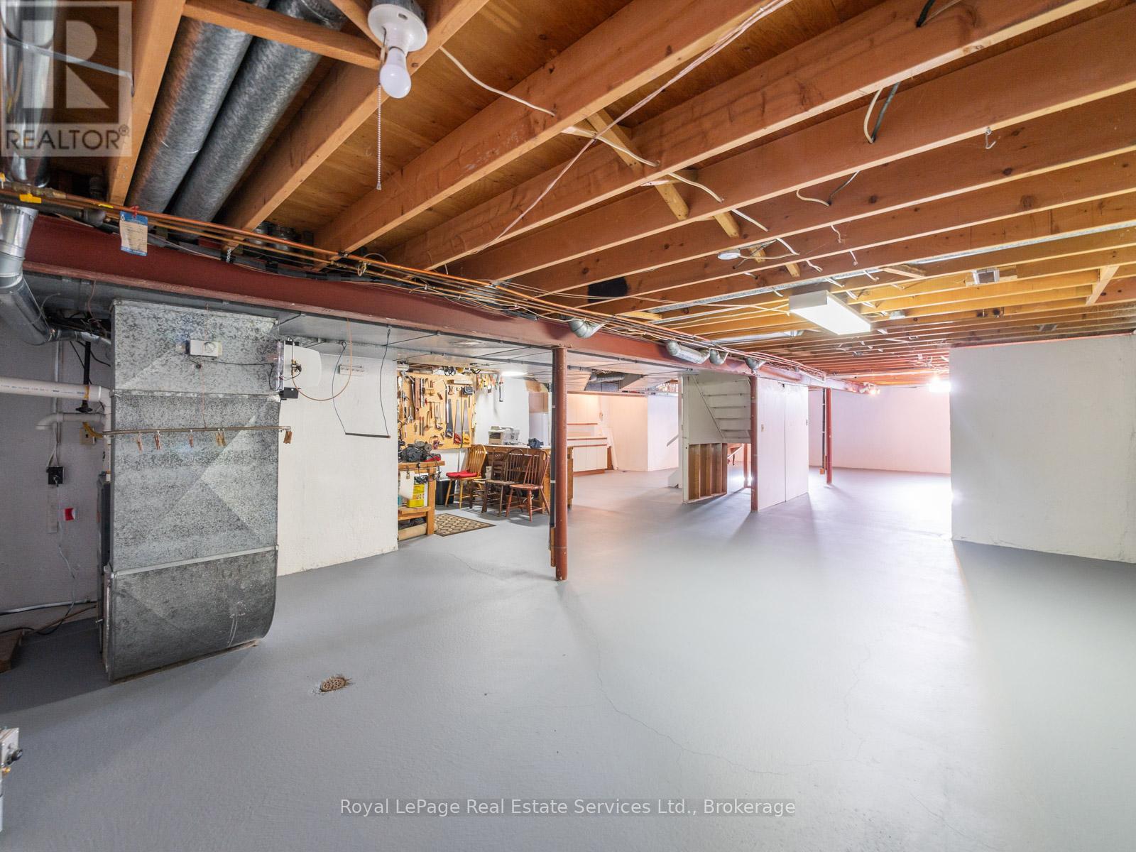 1463 Albion Avenue, Oakville, Ontario  L6J 5T3 - Photo 35 - W12572600