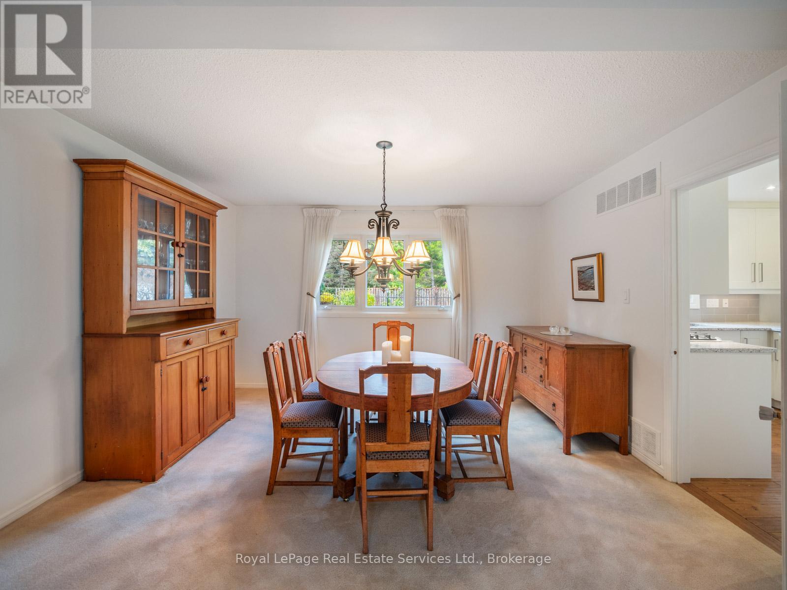 1463 Albion Avenue, Oakville, Ontario  L6J 5T3 - Photo 7 - W12572600