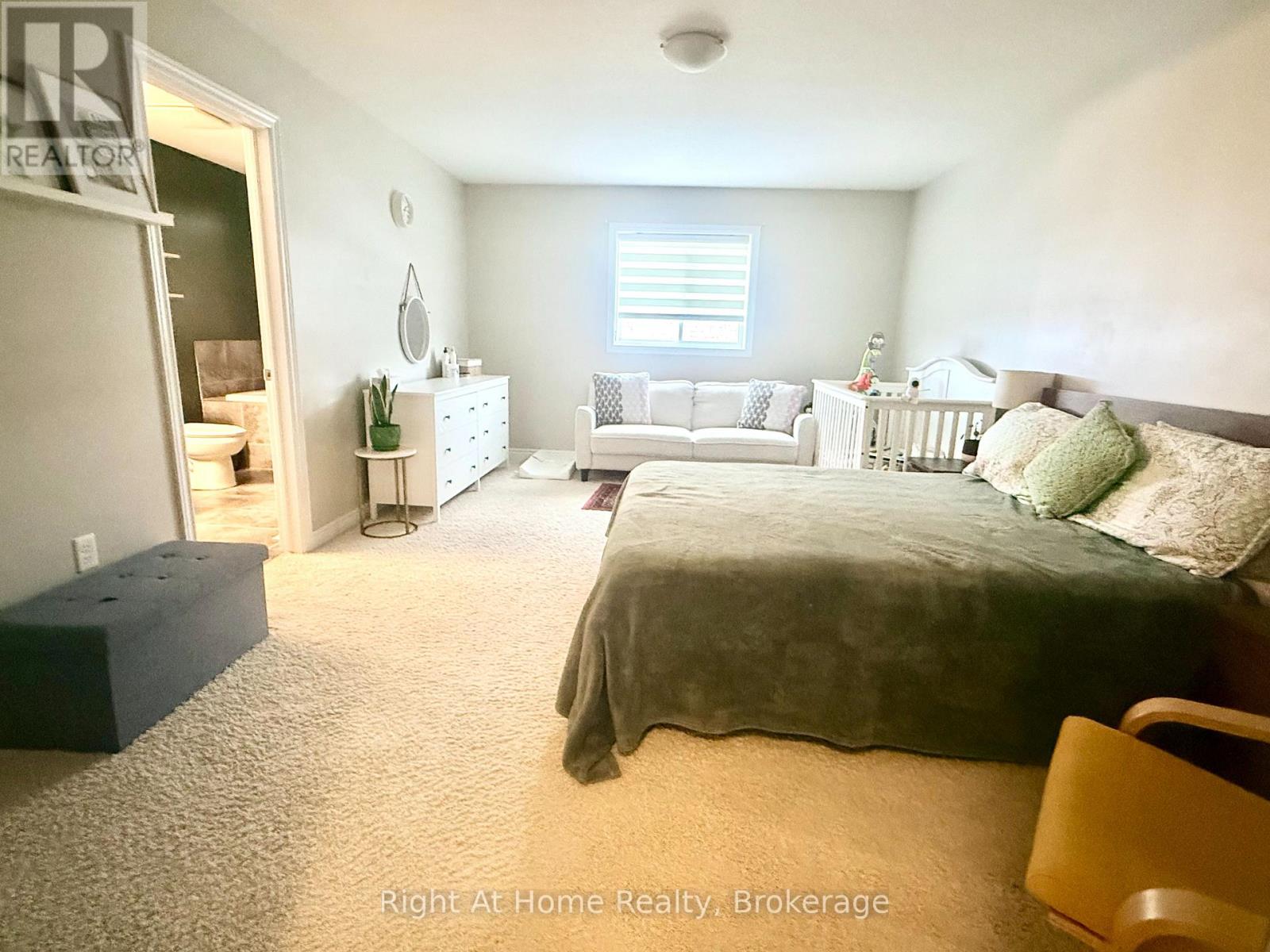 23 Mussen Street, Guelph, Ontario  K6H 5R6 - Photo 24 - X12572648