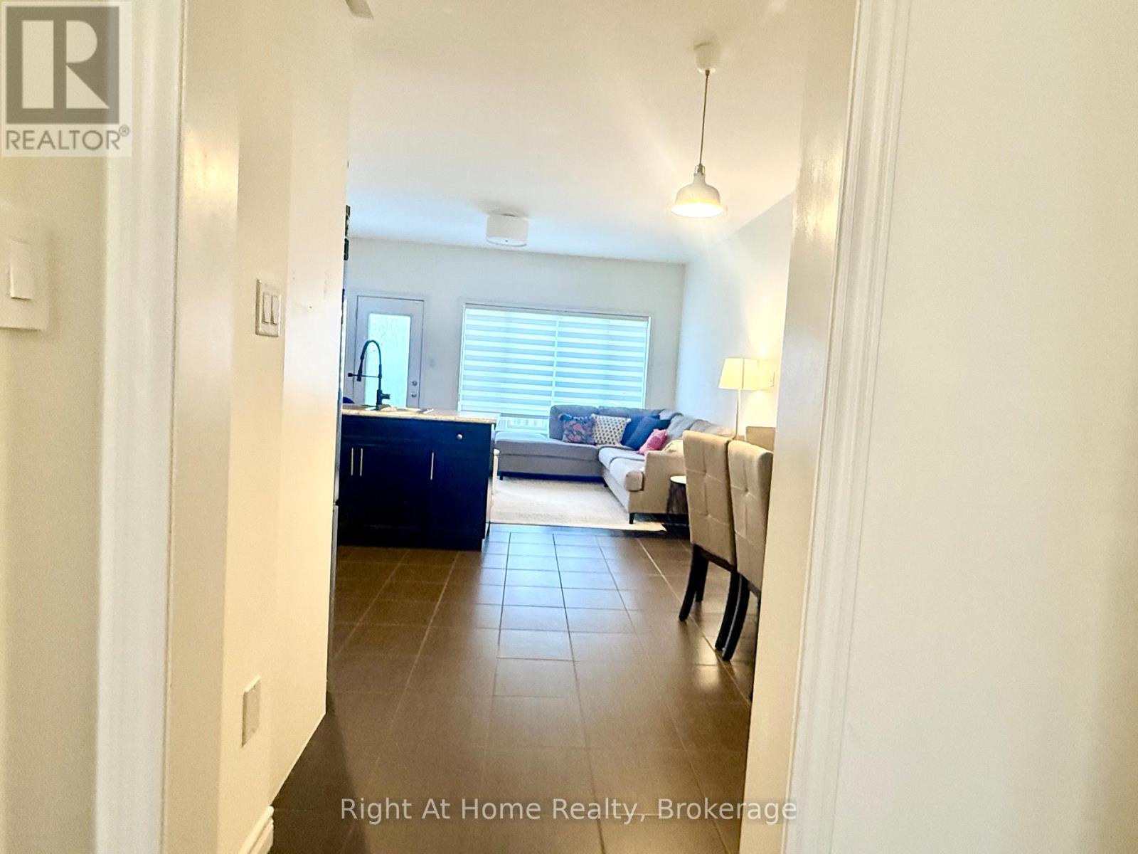 23 Mussen Street, Guelph, Ontario  K6H 5R6 - Photo 8 - X12572648