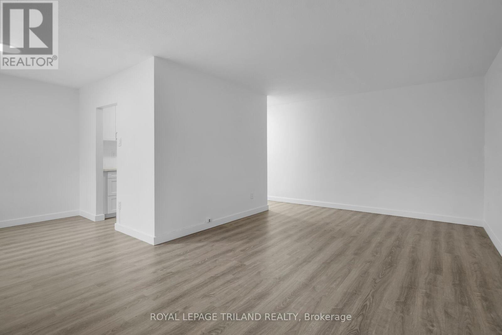 107 - 227 Cathcart Street, London South, Ontario  N6C 3M8 - Photo 3 - X12572644