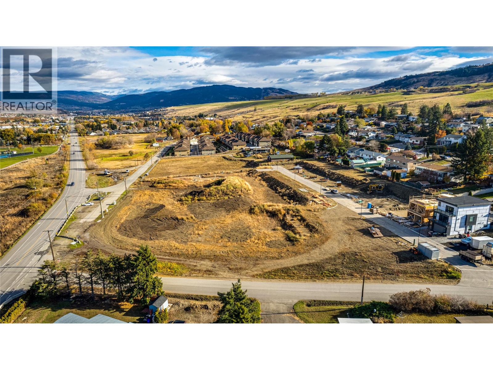 6758 Okanagan Avenue, Vernon, British Columbia  V1H 1M2 - Photo 10 - 10369885