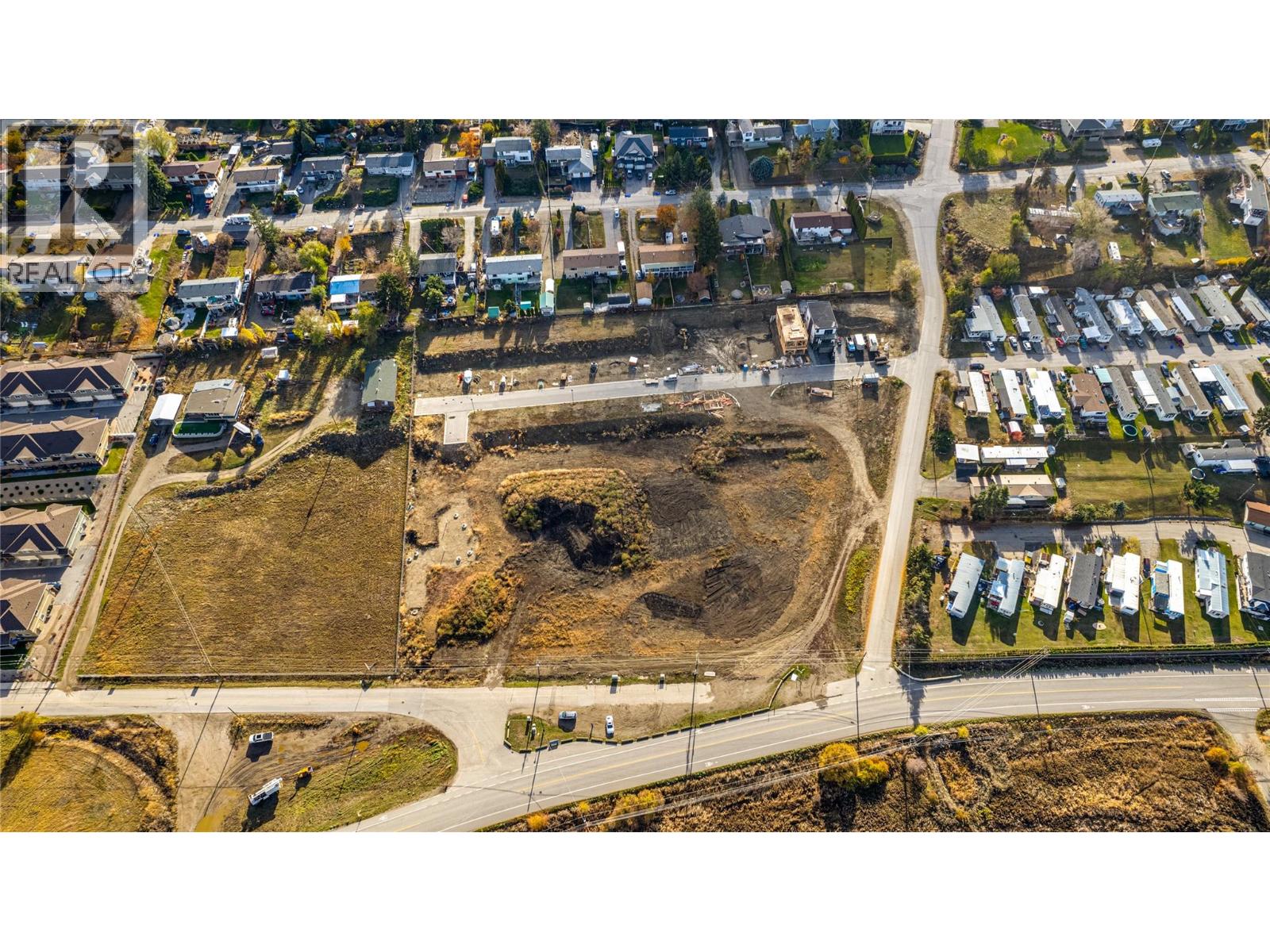 6758 Okanagan Avenue, Vernon, British Columbia  V1H 1M2 - Photo 6 - 10369885