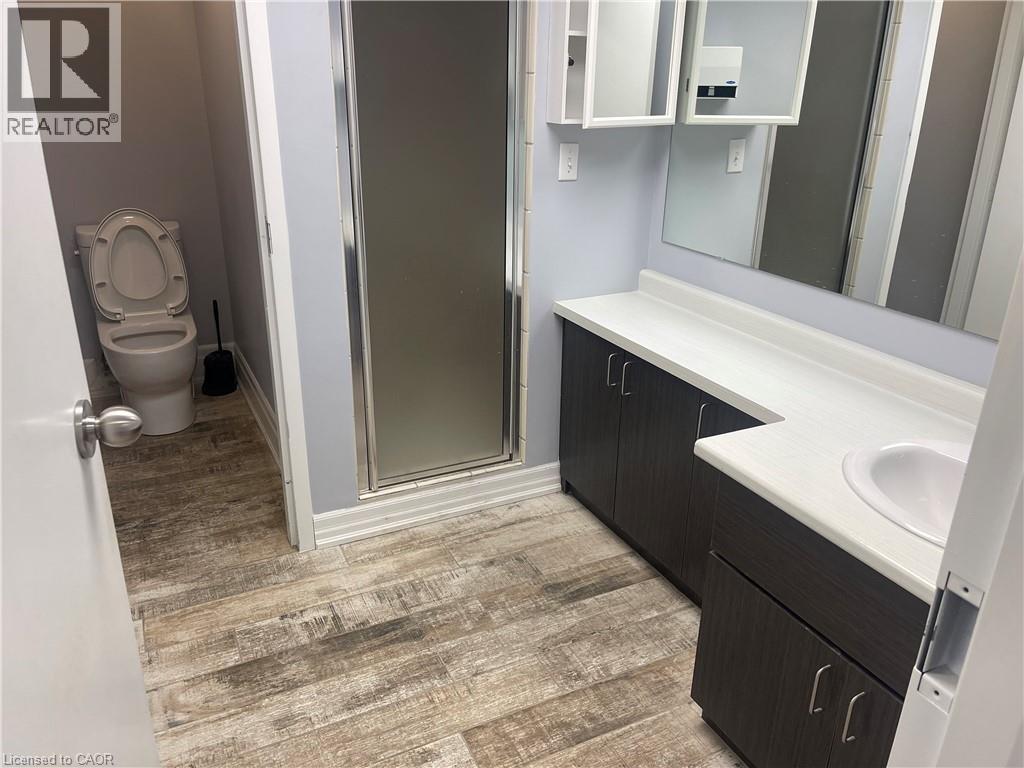 697 Coronation Boulevard Unit# 6, Cambridge, Ontario  N1R 3G5 - Photo 12 - 40790250