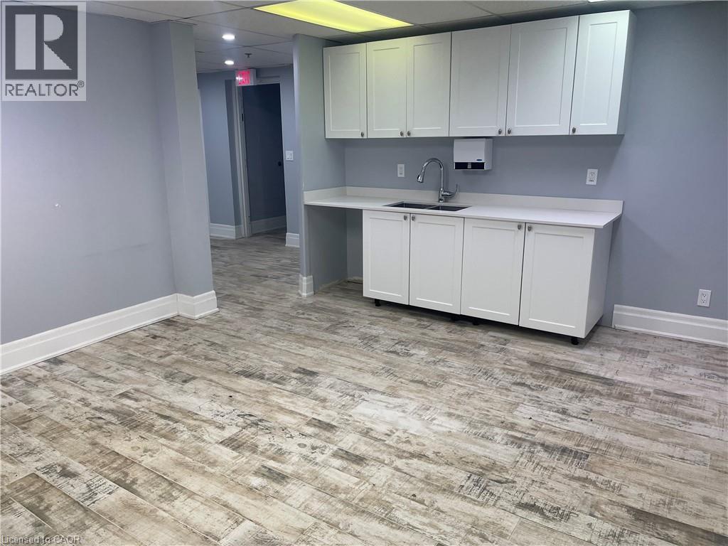 697 Coronation Boulevard Unit# 6, Cambridge, Ontario  N1R 3G5 - Photo 7 - 40790250