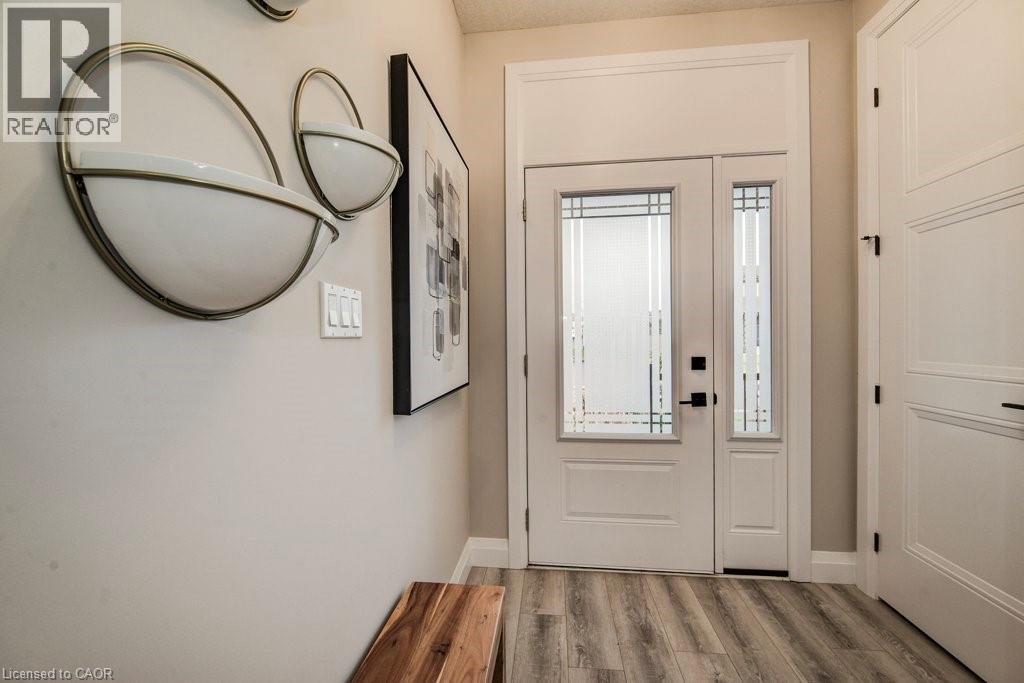 205 Applewood Street, Plattsville, Ontario  N0J 1S0 - Photo 3 - 40790115