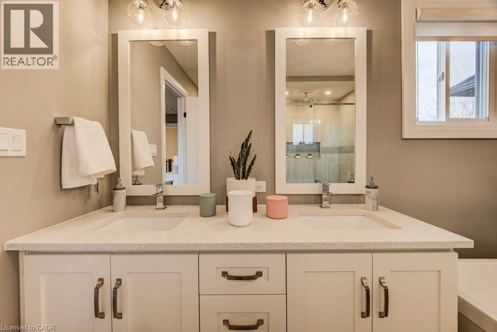 205 Applewood Street, Plattsville, Ontario  N0J 1S0 - Photo 36 - 40790115