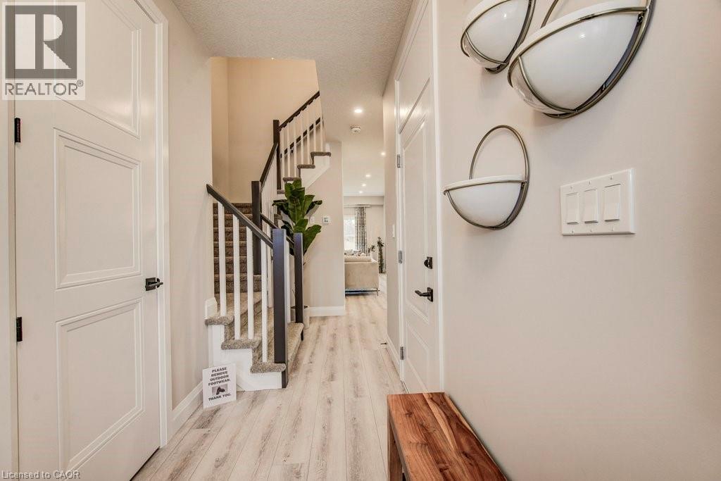 205 Applewood Street, Plattsville, Ontario  N0J 1S0 - Photo 4 - 40790115