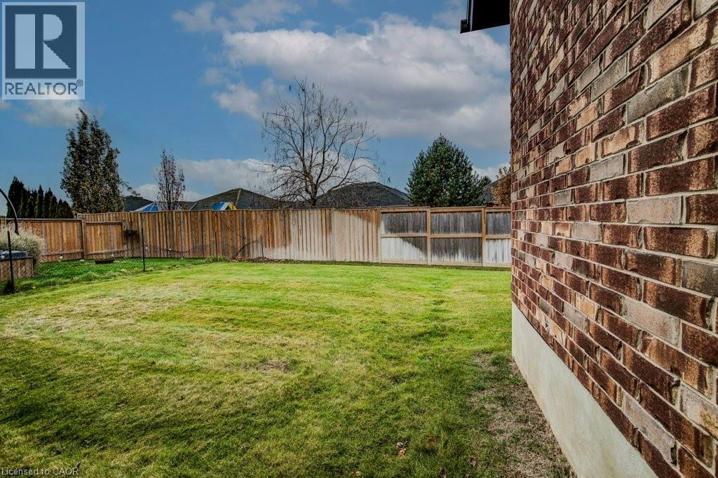 205 Applewood Street, Plattsville, Ontario  N0J 1S0 - Photo 42 - 40790115