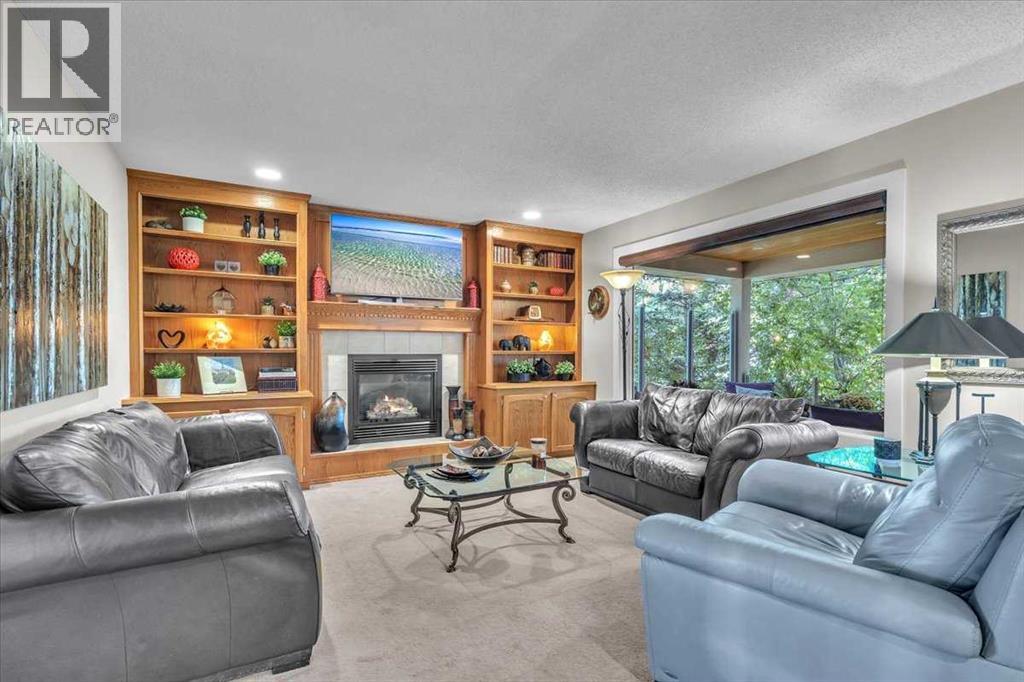 20 Tuscany Ridge Green Nw, Calgary, Alberta  T3L 2J4 - Photo 9 - A2265851