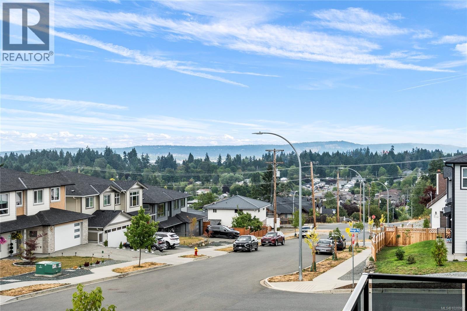 631 Eighth St, Nanaimo, British Columbia  V9R 6P1 - Photo 2 - 1020965