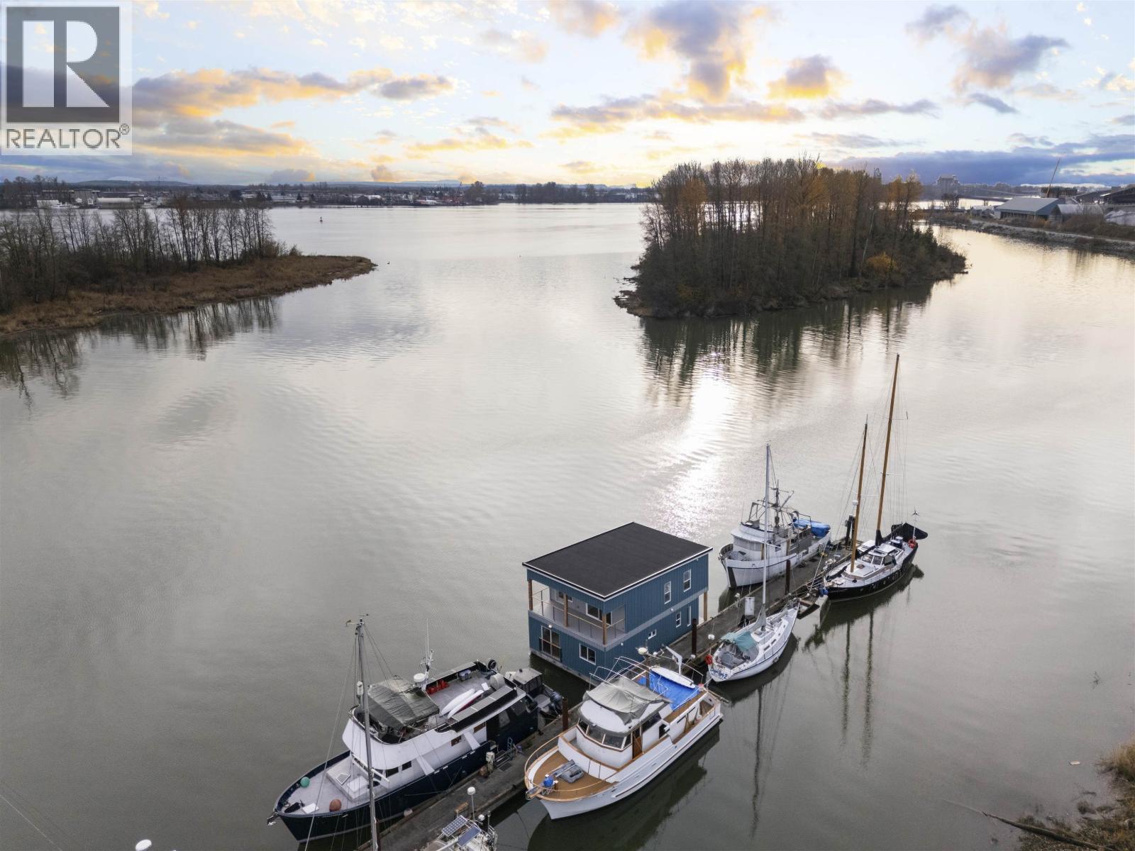 6911 Graybar Road, Richmond, British Columbia  V6H 1H3 - Photo 39 - R3069570