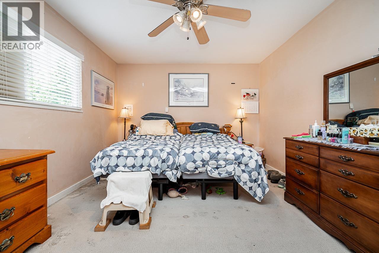 527 E Columbia Street, New Westminster, British Columbia  V3L 3X8 - Photo 10 - R3069600