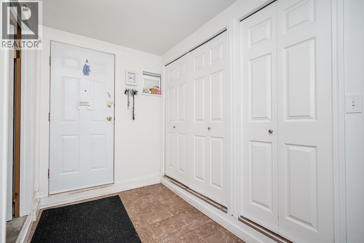 527 E Columbia Street, New Westminster, British Columbia  V3L 3X8 - Photo 31 - R3069600