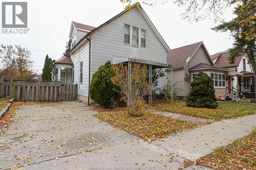 335 Mckay, Windsor, Ontario N9B 1Z5 - Photo 1 - 25029476