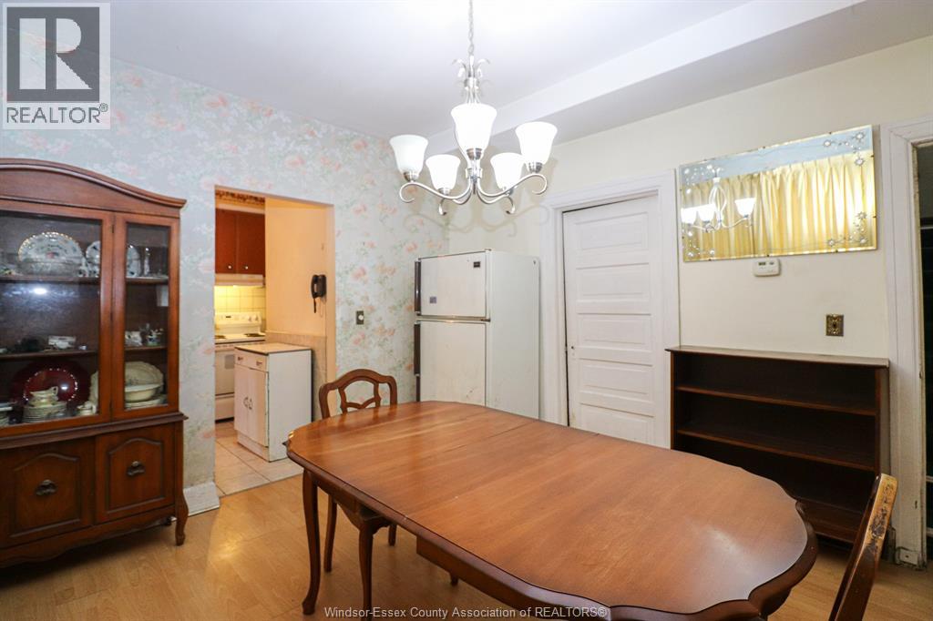 335 Mckay, Windsor, Ontario N9B 1Z5 - Photo 11 - 25029476