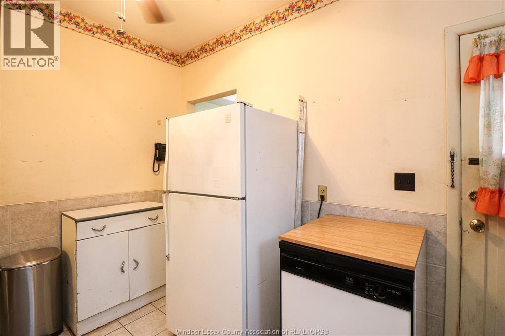 335 Mckay, Windsor, Ontario N9B 1Z5 - Photo 15 - 25029476