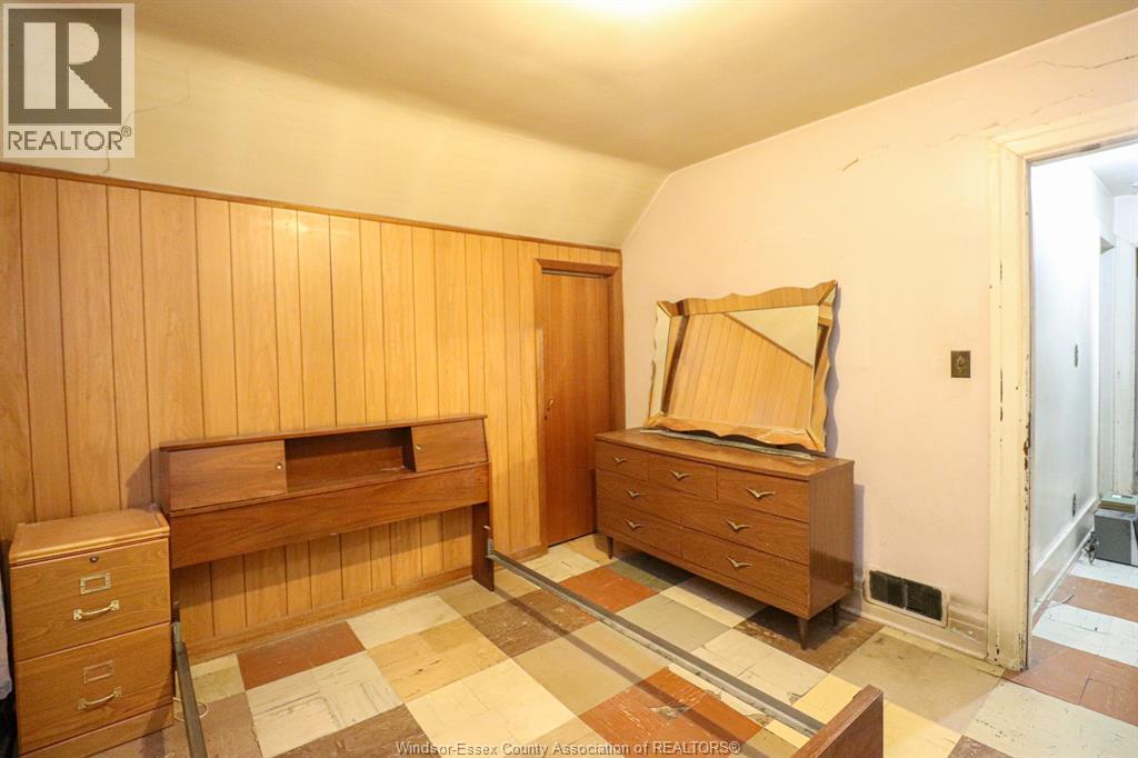 335 Mckay, Windsor, Ontario N9B 1Z5 - Photo 19 - 25029476