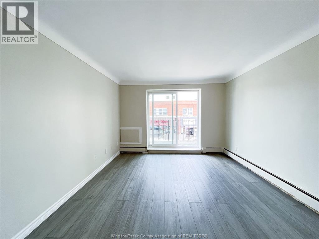 2136 Wyandotte Street West Unit# 21, Windsor, Ontario  N9B 1J9 - Photo 3 - 25029461