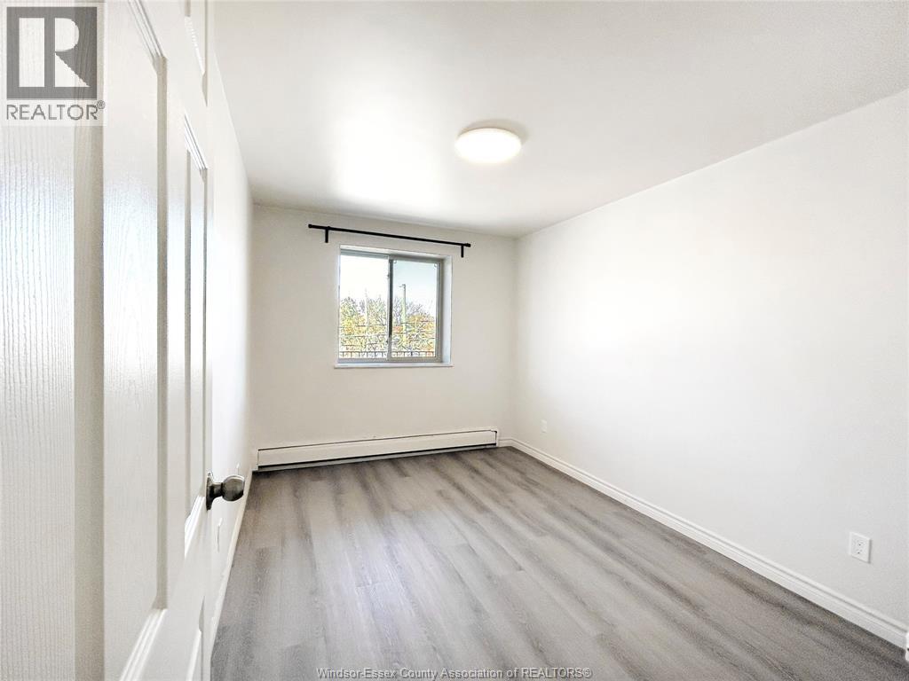 2136 Wyandotte Street West Unit# 32, Windsor, Ontario N9B 1J9 - Photo 12 - 25029459