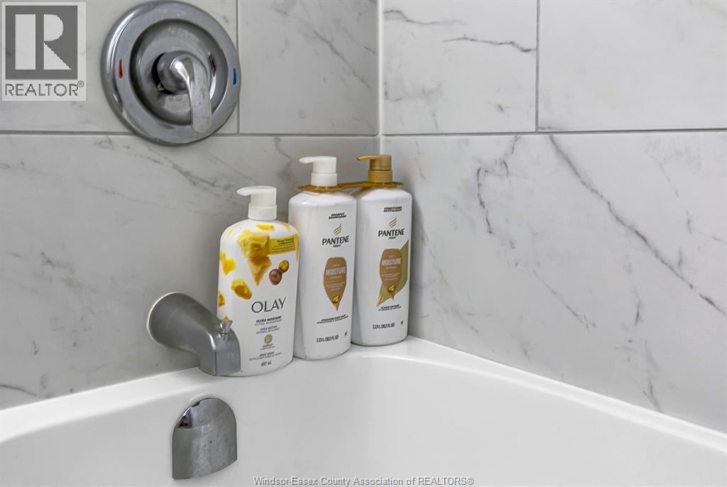 2136 Wyandotte Street West Unit# 32, Windsor, Ontario N9B 1J9 - Photo 19 - 25029459