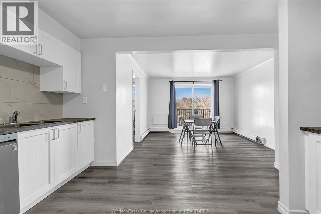 2136 Wyandotte Street West Unit# 32, Windsor, Ontario N9B 1J9 - Photo 8 - 25029459