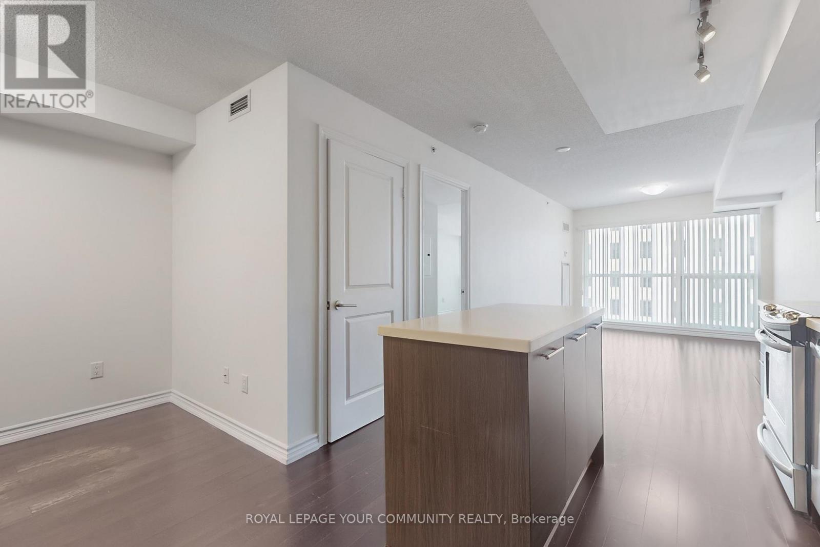 1003 - 386 Yonge Street, Toronto, Ontario  M5B 0A5 - Photo 12 - C12572696