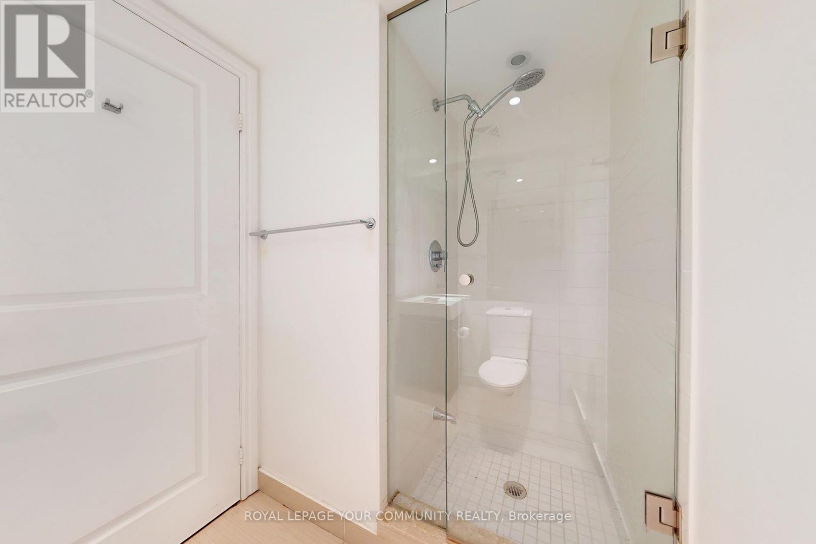 1003 - 386 Yonge Street, Toronto, Ontario  M5B 0A5 - Photo 24 - C12572696