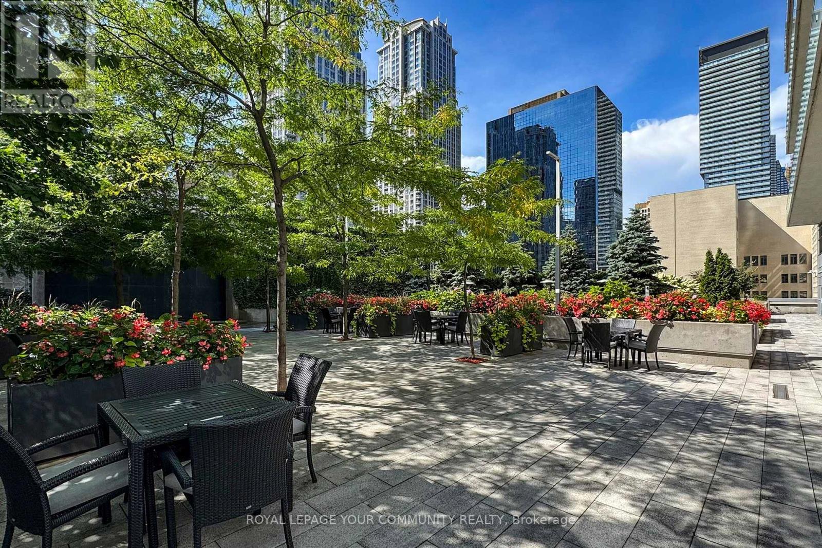 1003 - 386 Yonge Street, Toronto, Ontario  M5B 0A5 - Photo 33 - C12572696